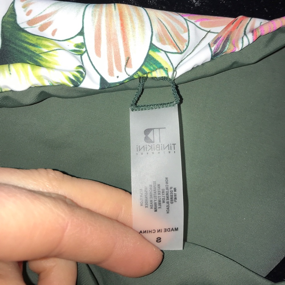 Tropical strapy bikini 👙UNWORN - Picture 3 of 3